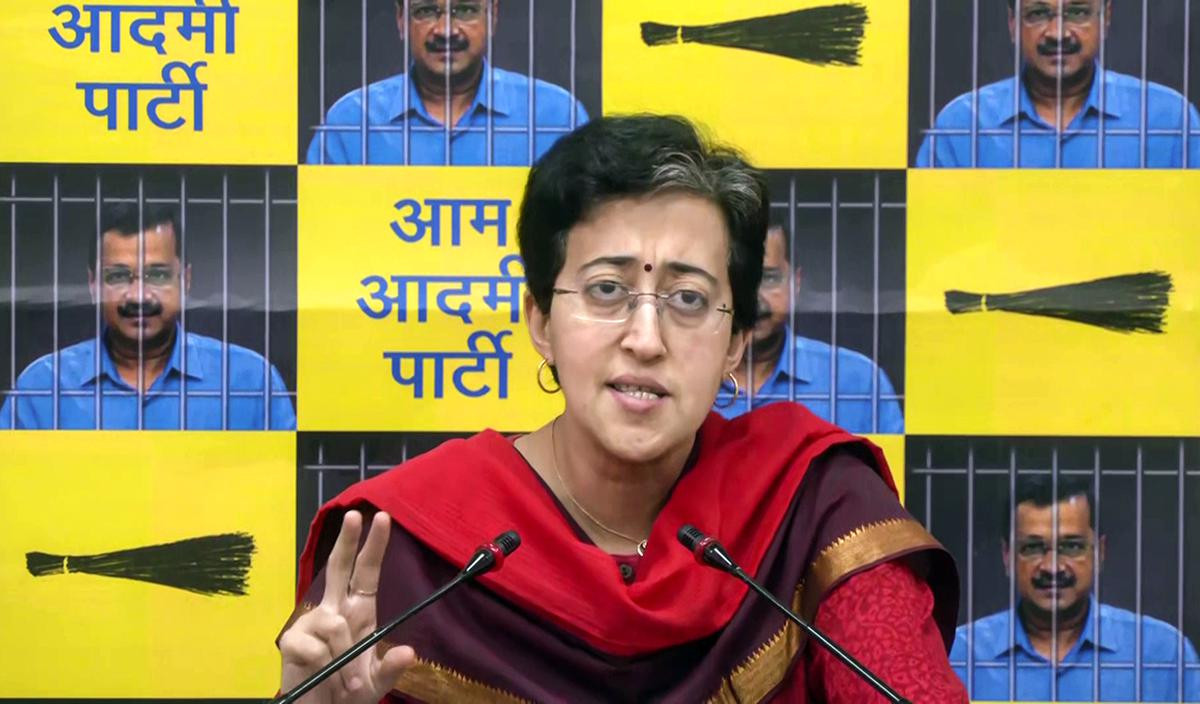 conspiracybeinghatchedtoimposepresidentsruleindelhi:atishi