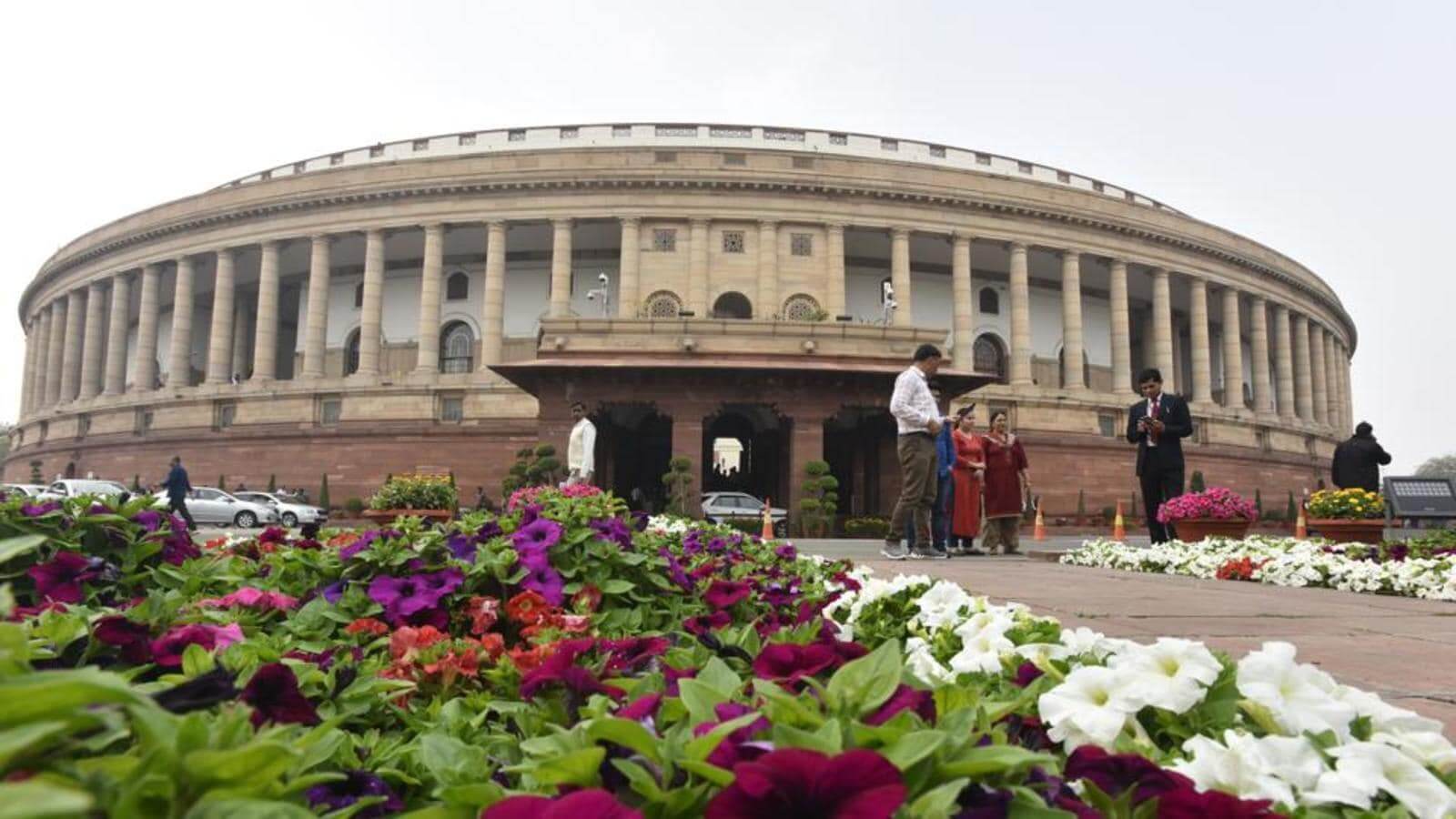 presidentmurmunominatesgulamaliagurjarmuslimfromjktorajyasabha