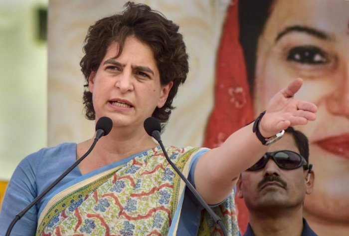 priyankavadraagainappealsupcmtoallowcongressplybusesformigrant