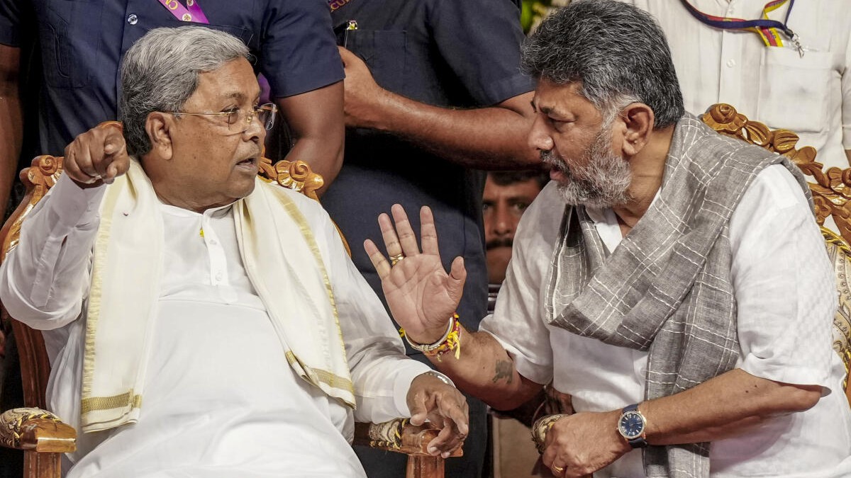siddaramaiahtoldtostepdownaskarnatakacmcongressoffersrajyasabhaseatasconsolation:sources