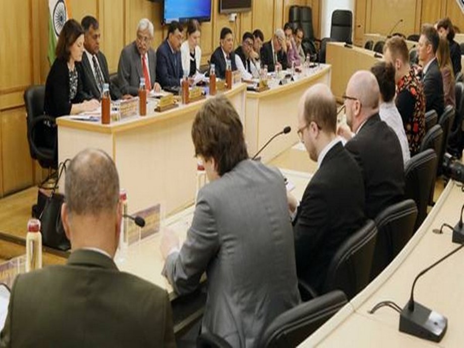 swedenmpdelegationvisitstheelectioncommissionofindia