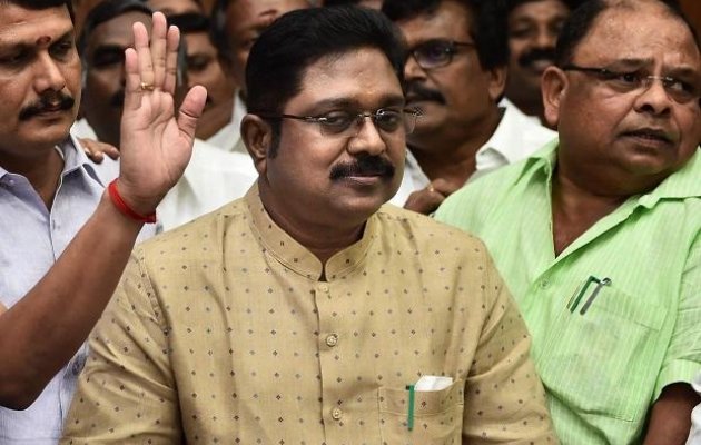 ammamakkalmunnetrakazhagam:dhinakarannamesnewpartyafterjaya