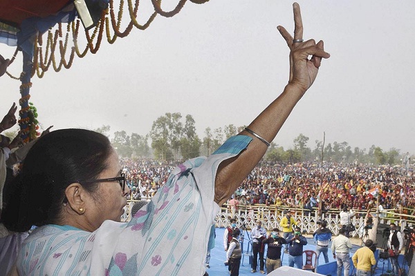 westbengalassemblypolls:mamatabanerjeefilesnominationpapersfromnandigram