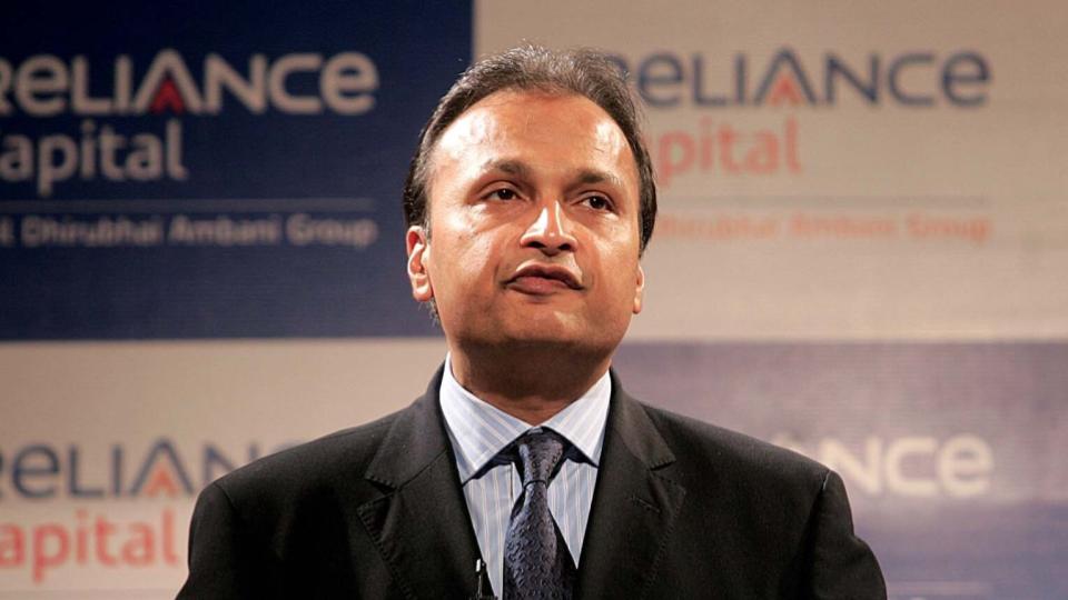 Supreme Court issues fresh notices to Anil Ambani 