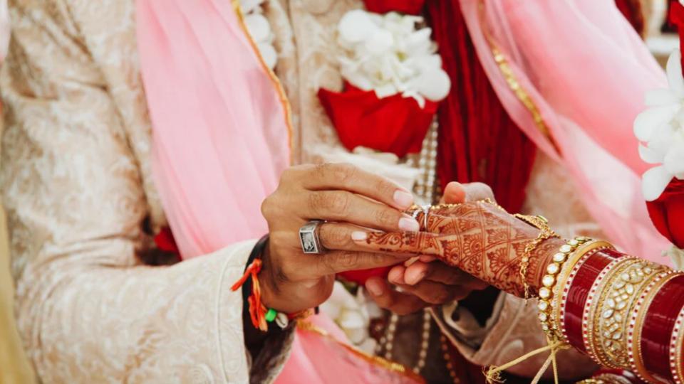 102 Marriages Held At Tiruporur Murugan Temple, Tamil Nadu