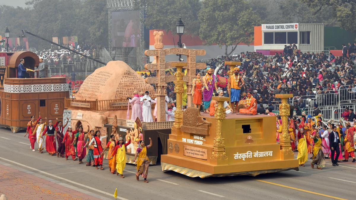 tableauofministryofculturesecuresfirstprizeatrepublicdayparade2024