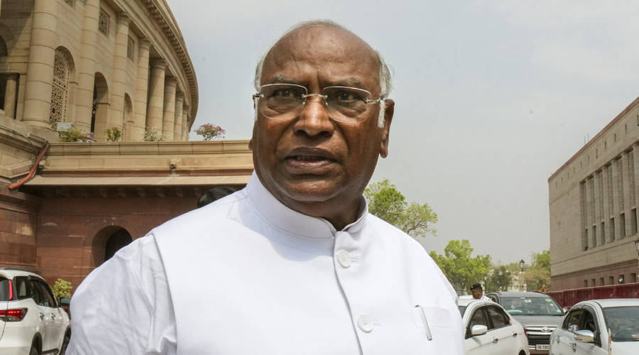 mallikarjunkhargeturns81pmrahulgreets