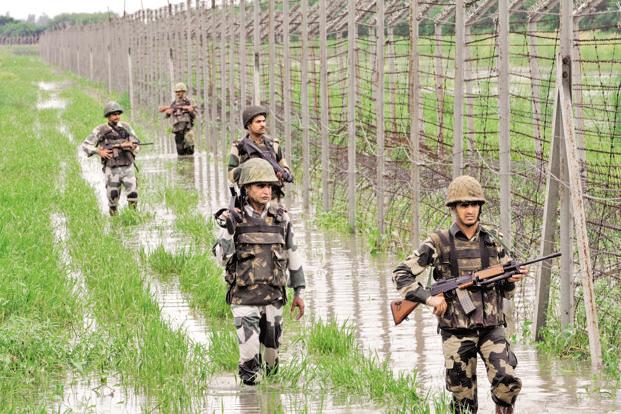 pakceasefireviolationcontinuesinpoonchthreejawansinjured