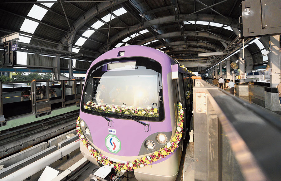 piyushgoyalinauguratesfirstphaseofeastwestmetroinkolkata