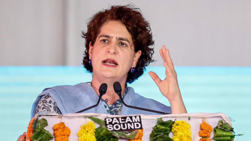priyankagandhislamsgovtoverhighpetrolanddieselprices