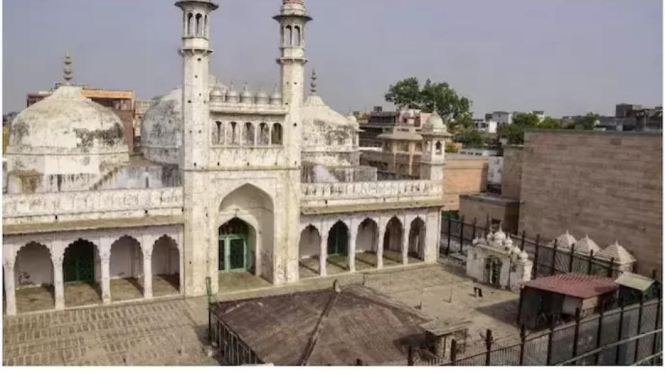 Varanasi court rejects plea to transfer 1991 Gyanvapi case