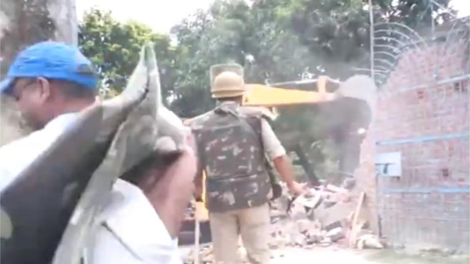 rapeaccusedspleadermoeedkhansbakeryrazedinayodhya