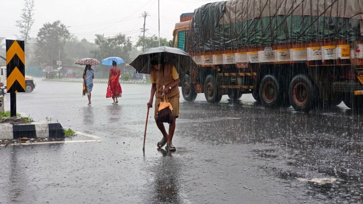 imdpredictswidespreadrainfallacrossgujaratduringnext4days