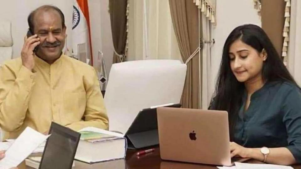 delhihcordersgooglexcorptoremovecontentandpostsagainstombirlasdaughter