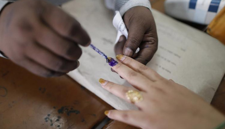 pollingbeginsinbihar