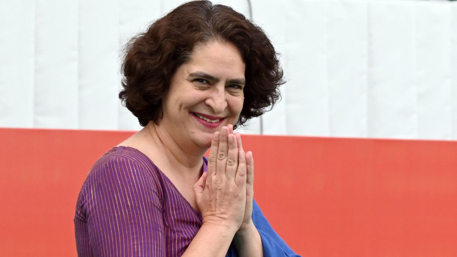priyankagandhileadsbyover96000inwayanaddebut