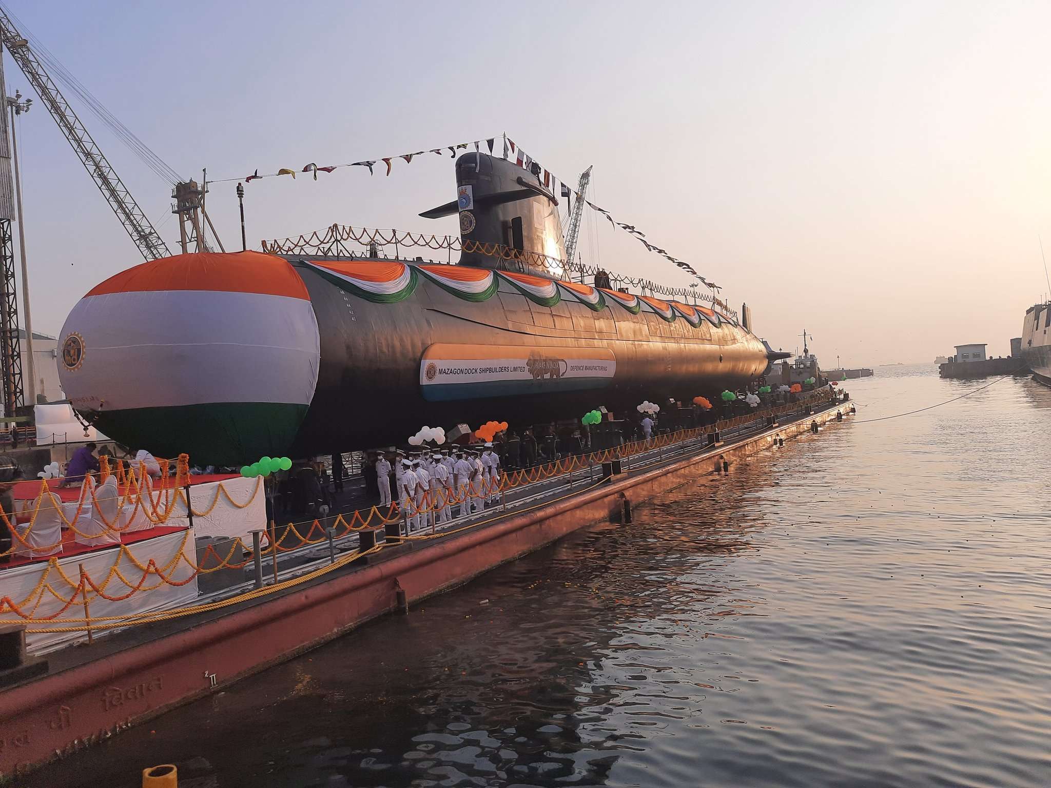 indiannavygetsfifthscorpeneclasssubmarineinsvagir