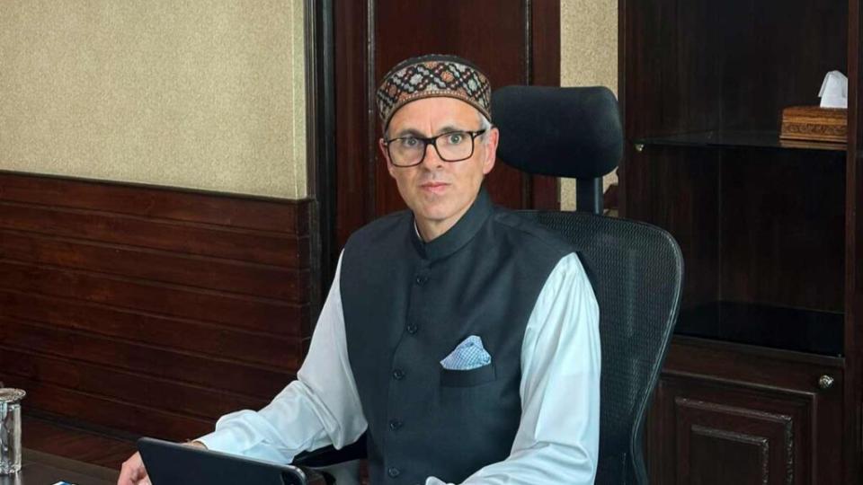 Omar Abdullah completes a year in office but no statehood