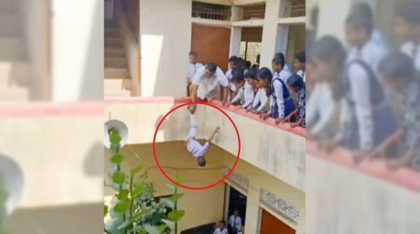 uttarpradeshschoolprincipalarrestedfordanglingchildfrombalcony