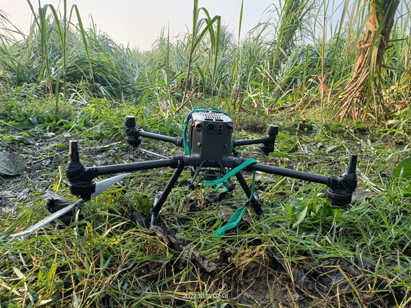 droneshotbybsfalongpunjabborderfallsonpakside