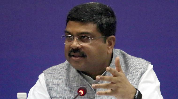 lpgpricesmaycomedownnextmonth:pradhan