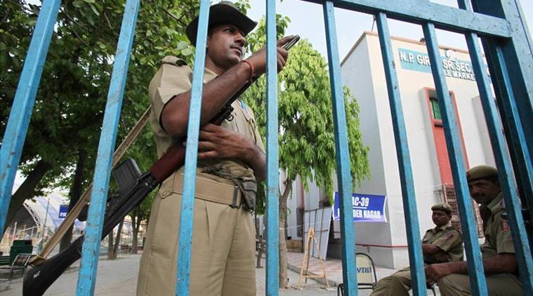 suspectedpoacherkilled8policemeninjuredinclashinrajasthan