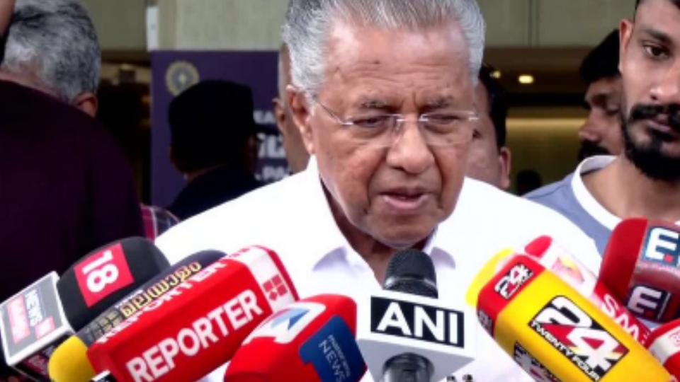 Pinarayi Visits Injured Student Protestors, Condemns Police Raj