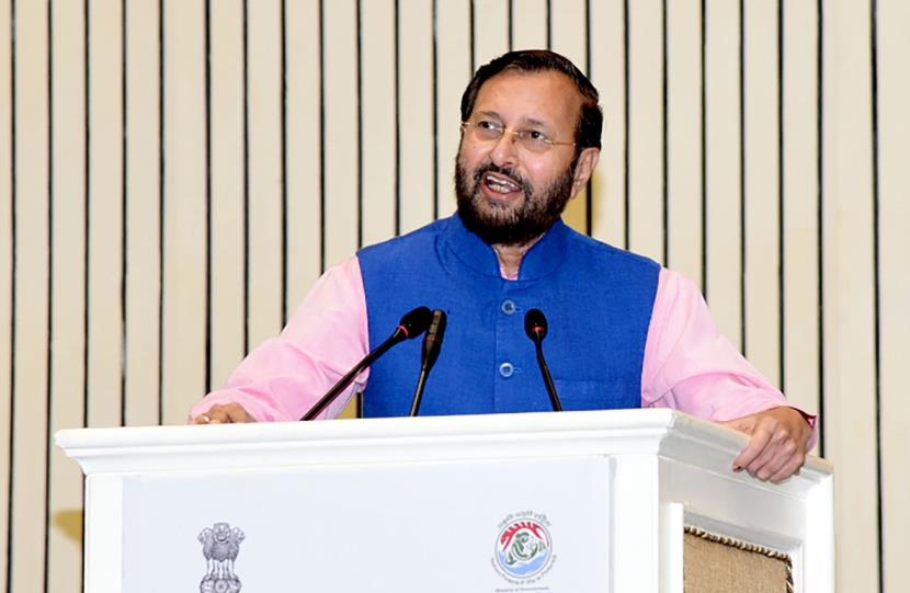 prakashjavadekarlaunchesfirstnationalprotocoltoenumeratesnowleopardpopulationinindia