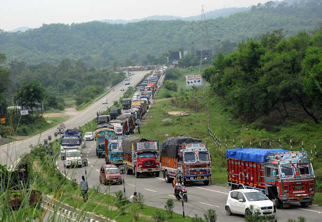 jammusrinagarnationalhighwayclosedduetoheavyrains