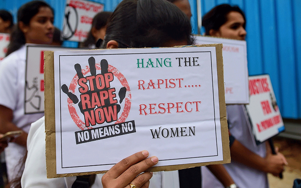 unnaorapesurvivorhas90percentburnis‘veryserious’:doctors