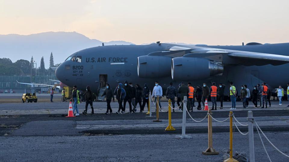 usdeports205illegalindianimmigrantsviamilitaryplane