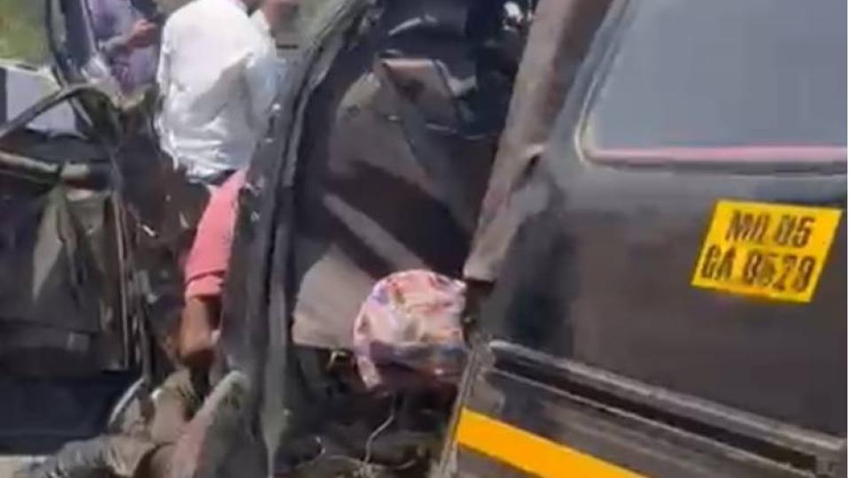 Nine killed, two critical as car collides with truck in Mumbai