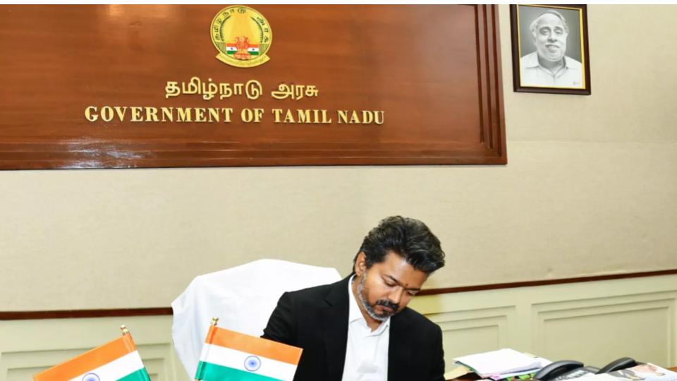 cmvijayordersclosureof717liquorshopsnearreligiousplaces