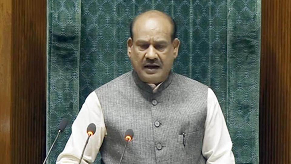 Lok Sabha Speaker Notices 20 Rebel TMC MPs 
