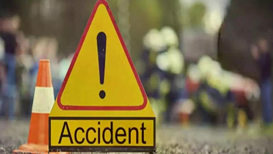 Elderly Couple Killed In Mishap At Mangalagiri, Andhra