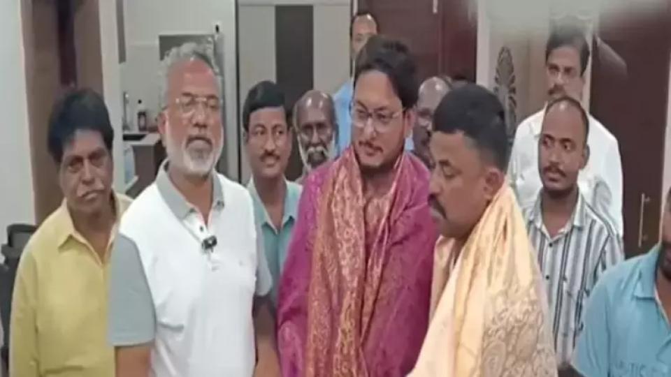 Seven Fishermen Missing for 23 Days Return Safely to Kakinada