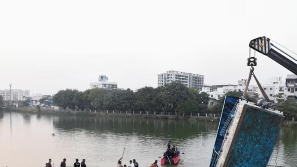 Three persons drowned after their boat capsizes At Reservoir in Andhra