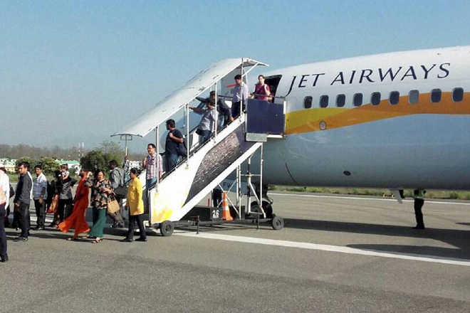 brusselsattacks:jetairwaysflightcarrying242passengerslandsindelhi