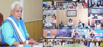 lgmanojsinhainteractswithcitizensaddressesgrievancesduringlg’smulaqaatinsrinagar