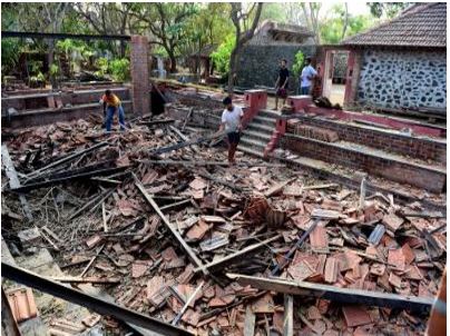 cyclonevardah:greaterchennaicorporationissuesnoticetotelecomoperators