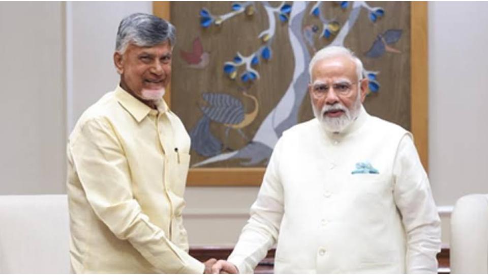 Naidu Hails NModi as India