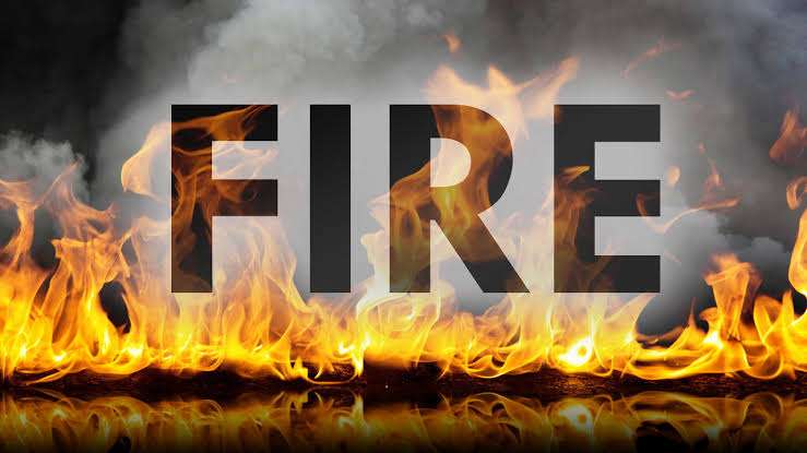 6shopsguttedinfireinpoonchjk