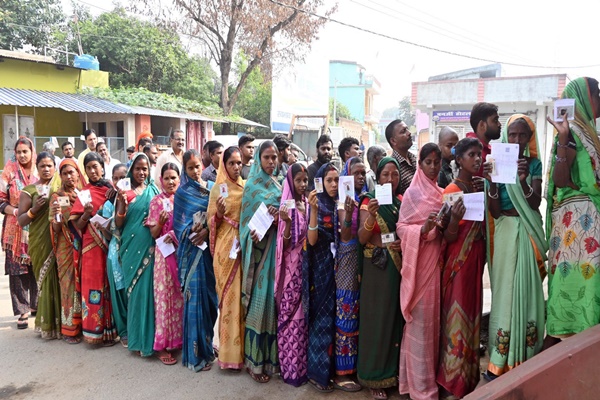 over66%voterturnoutrecordedin1stphaseofjharkhandassemblyelections