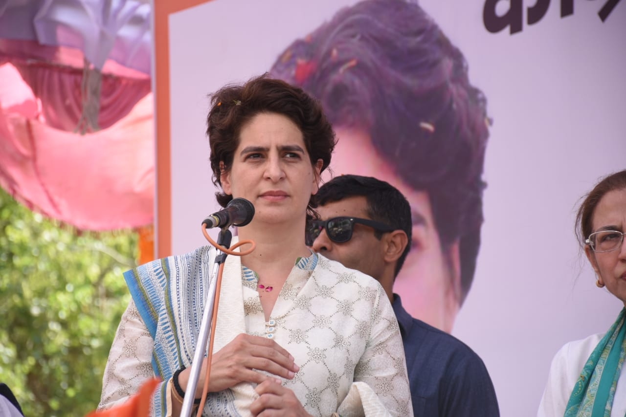 dontknowpmmodiscasteonlyraisedissues:priyankagandhi