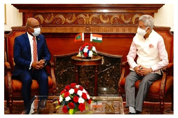 eamsjaishankarandmaldivianforeignministerdiscussbilateralregionalinternationalissuesofmutualinterest