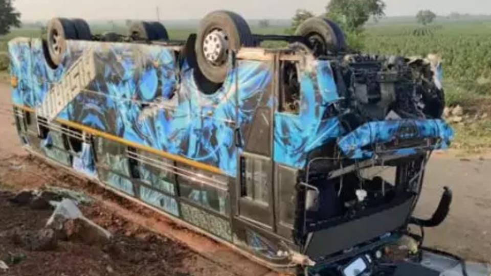 Tamil Nadu School Bus Overturns Near Jogulamba Gadwal