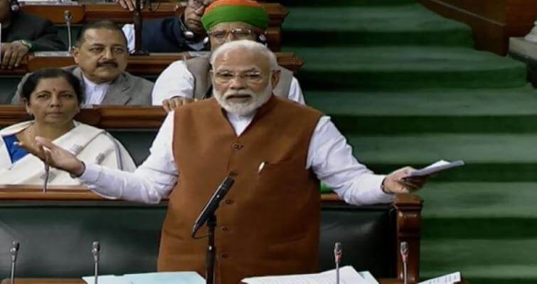 congressislaunchingsameproductagainandagain:pmmodisjibeatrahulgandhiinparliament