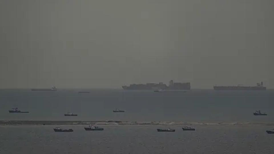 Iran Unveils Alternate Shipping Routes in Strait of Hormuz