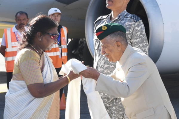 presidentdroupadimurmuvisitssiachenbasecamp
