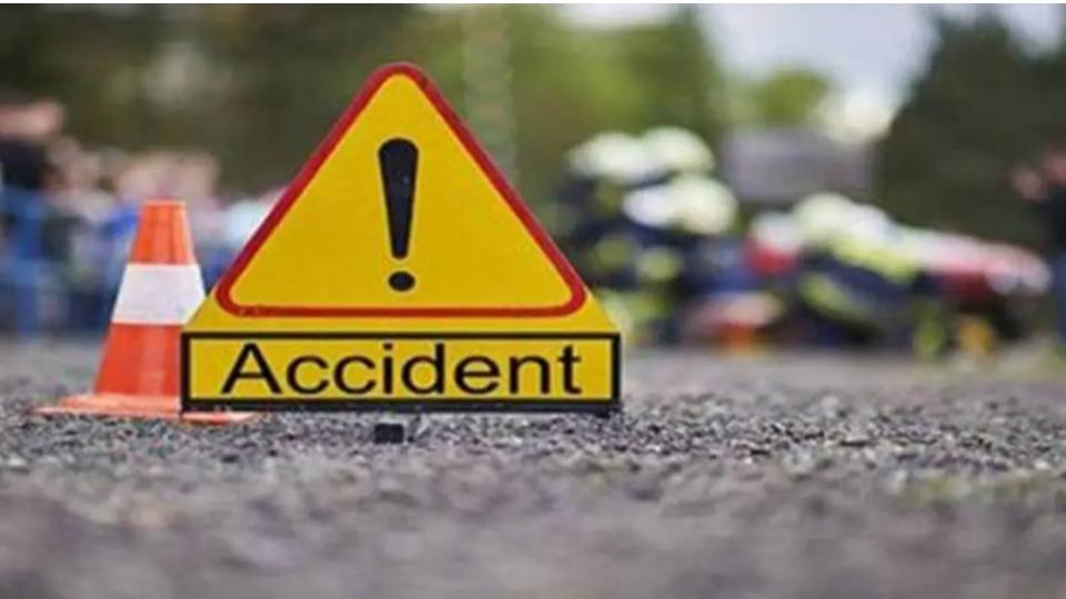 Five Injured as Car Crashes Into Parked Lorry in Gudur